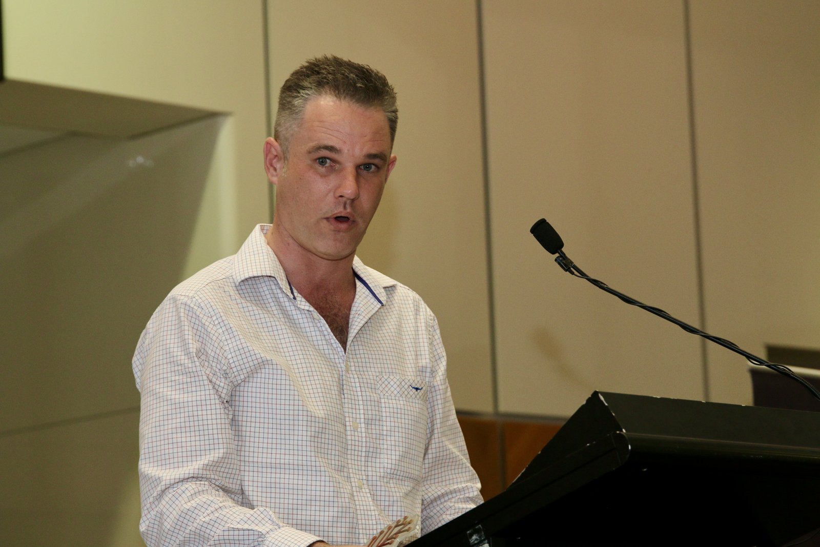 Benjamin Smith speaking at a Northern Territory Digital Excellence Awards event.